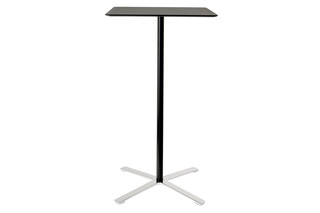 Aline 235/3 Cocktail table  by  Wilkhahn