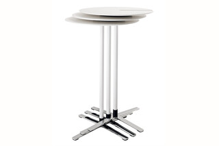 Aline 236/3 Cocktail table  by  Wilkhahn