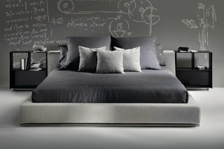 Groundpiece Slim bed  by  Flexform