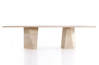 VARAN dining table  by  [more]